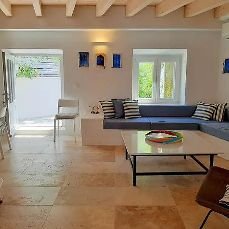 - 3 Bedroom Townhouse Gaios