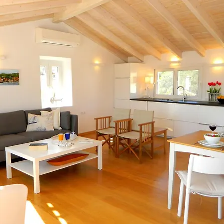 - 3 Bedroom Townhouse Lejlighed Gaios