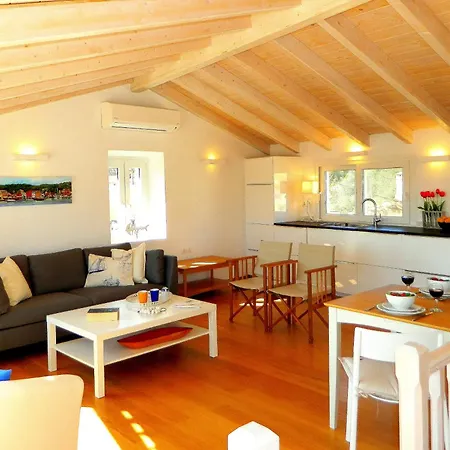 - 3 Bedroom Townhouse Lejlighed Gaios