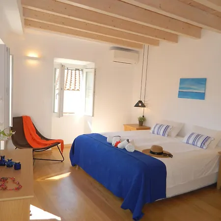 - 3 Bedroom Townhouse Lejlighed *