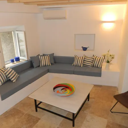 - 3 Bedroom Townhouse Διαμέρισμα