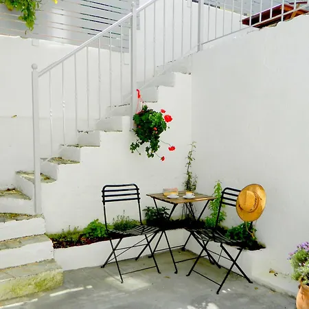 - 3 Bedroom Townhouse *